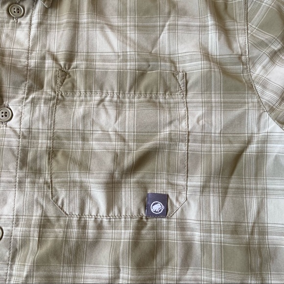 Mammut nylon button down. EUC like new - Picture 6 of 6